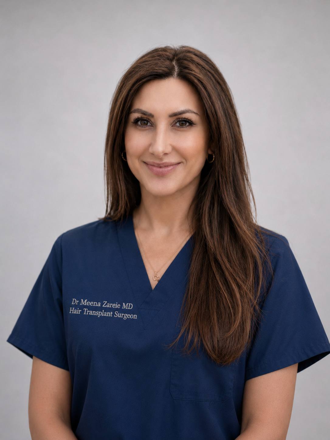 Dr Meena Zareie, Ärztliche Leiterin der Geneve Hair Clinic